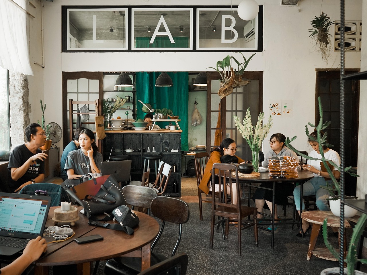 极光实名账号：无线代理棋牌平台