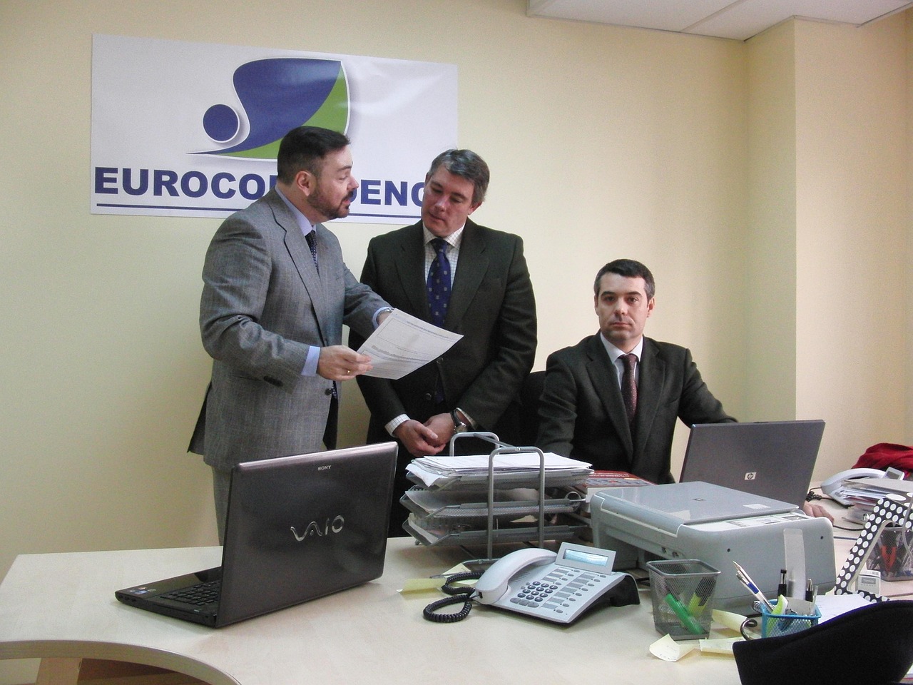 QQ实名账号：PT电子游戏平台开户